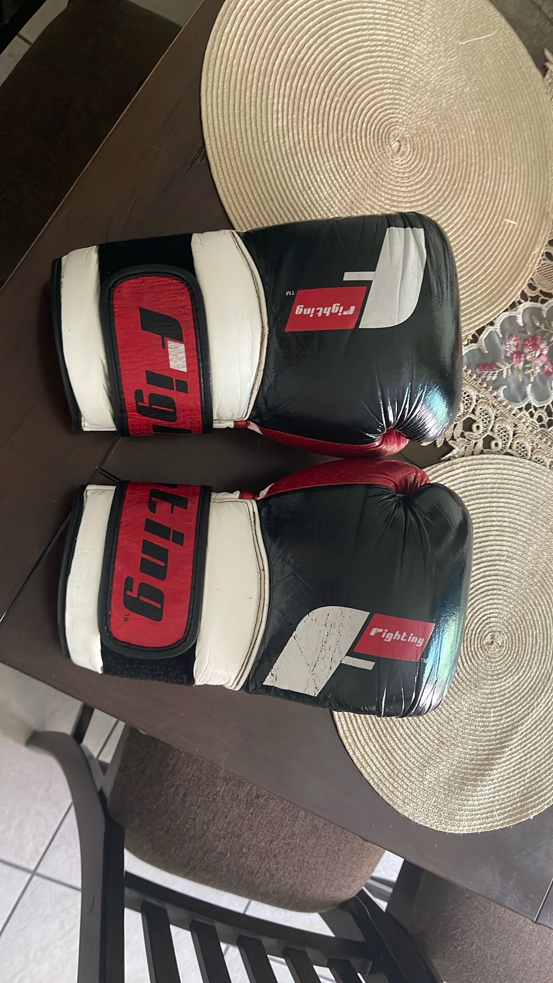 Boxing gloves