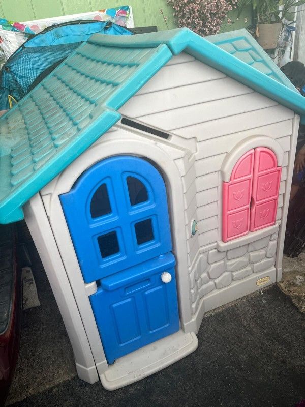 Itle Tikes Kids Play House. (Check My List ✅️)