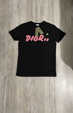 ✨New Dior X KAWS T-shirt 🔥