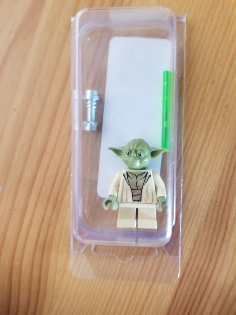 Lego Yoda.