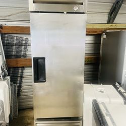Commercial deep freezer 22 ft.³