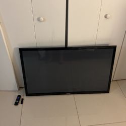 38” Sharp With Roku Stick 