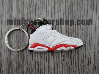 FLAT SILICON SNEAKER KEYCHAIN JORDAN 6 - WHITE INFRARED