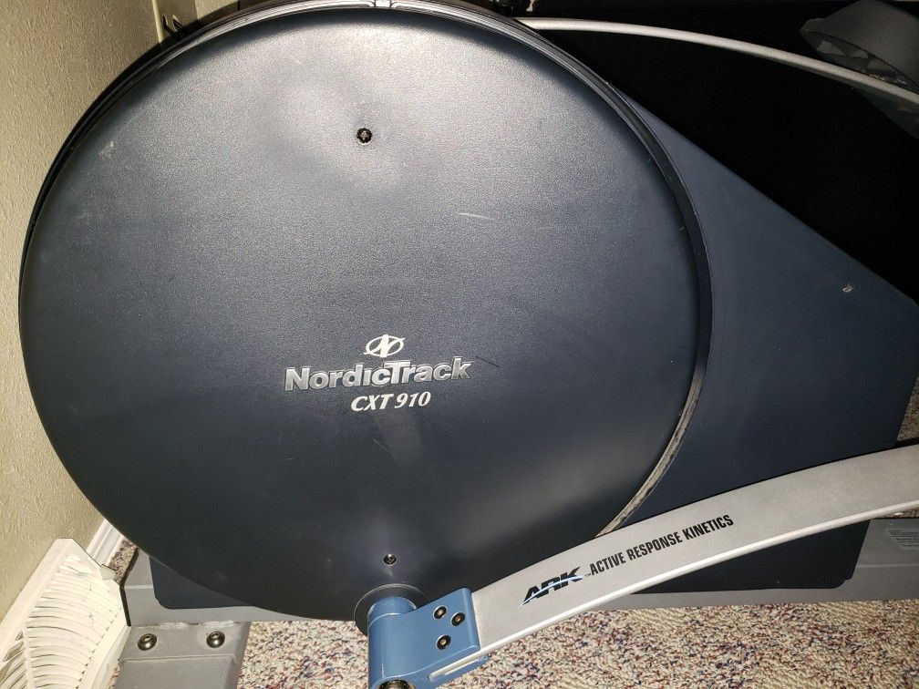 Nordic Track CXT 910 Elliptical Machine for Sale in Norwalk, IA OfferUp