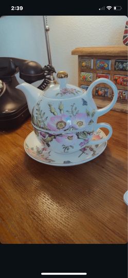 Antique tea pot