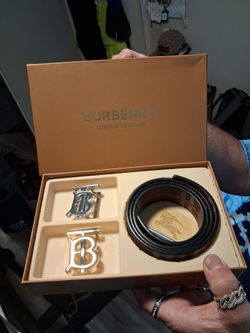 Burberry belt (reversable) uni sex