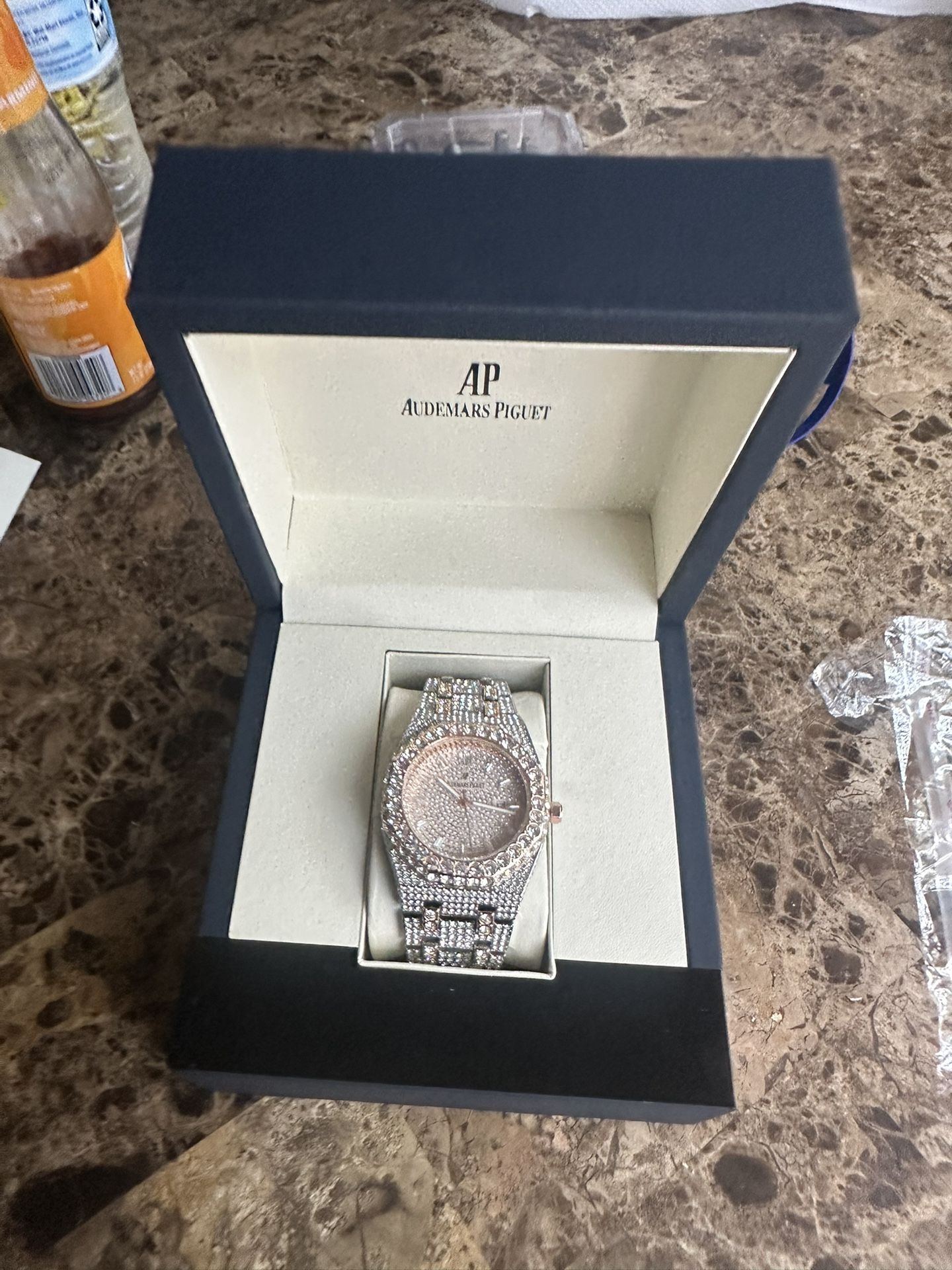 VVS Mossinate Watch