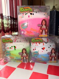 Squeezer Sweetz Scented Squishy Toy 3-Pack
