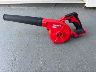 Milwaukee M18 Cordless Blower (Tool Only) – Clean & Works Great