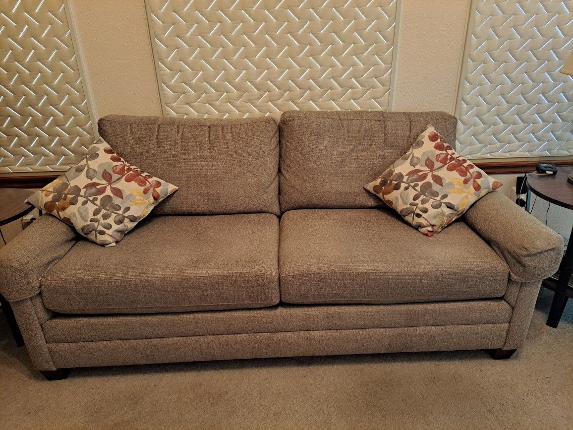 Comfortable Sofa from Bassett 