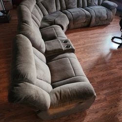 Free Couch!!!   Power Reclinable !