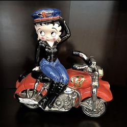 betty boop cookie jar $50 Arciero st
