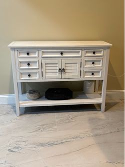 Entryway table/dresser -White