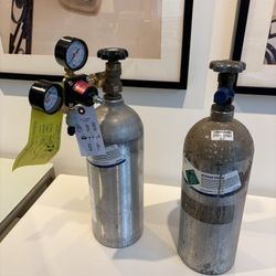2-5 Lb CO2 Tanks