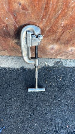 RIDGID PIPE CUTTER