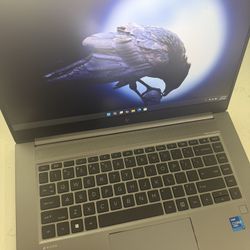 Gaming HP zbook laptop