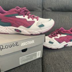 ASICS Tiger Size 10.5