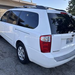 2009 KIA Sedona