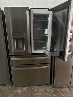 36 wide French door Refrigerator