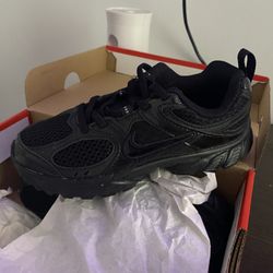 Brand New,Never Wore Kids Nike Size 13.5