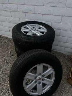 Ford Tires 265/70 2025 F-150