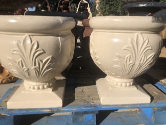 Concrete pots
