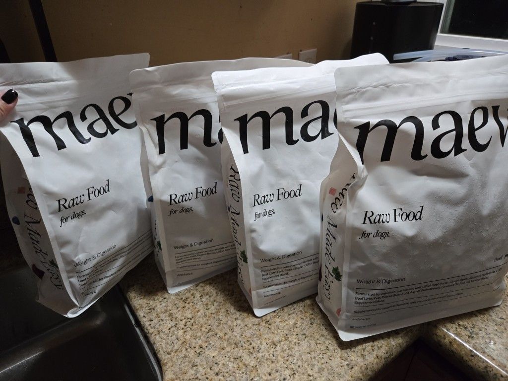 Maev Dog Food