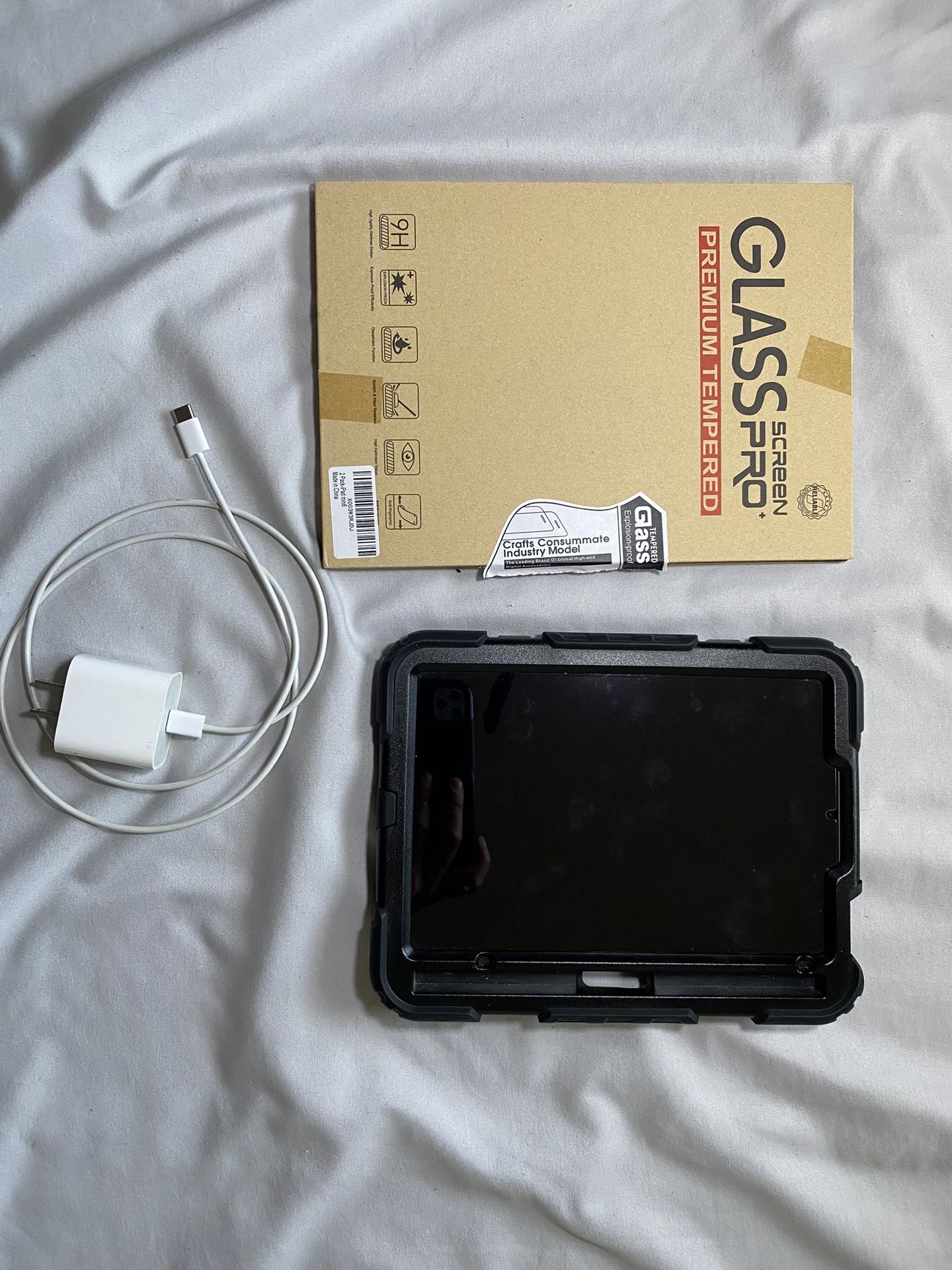 iPad Mini 6th Gen With Case and Screen Protector