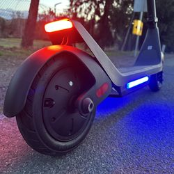 Electric scooter