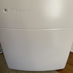 Bleuair 203 HEPA Silent Air Purifying System With 2Charcoal Filters 