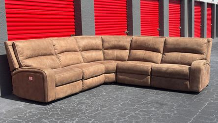 MODULAR SECTIONAL SOFA W 3 POWER RECLINERS & ADJUSTABLE HEADREST - delivery is negotiable