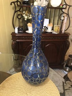 Decorative vase