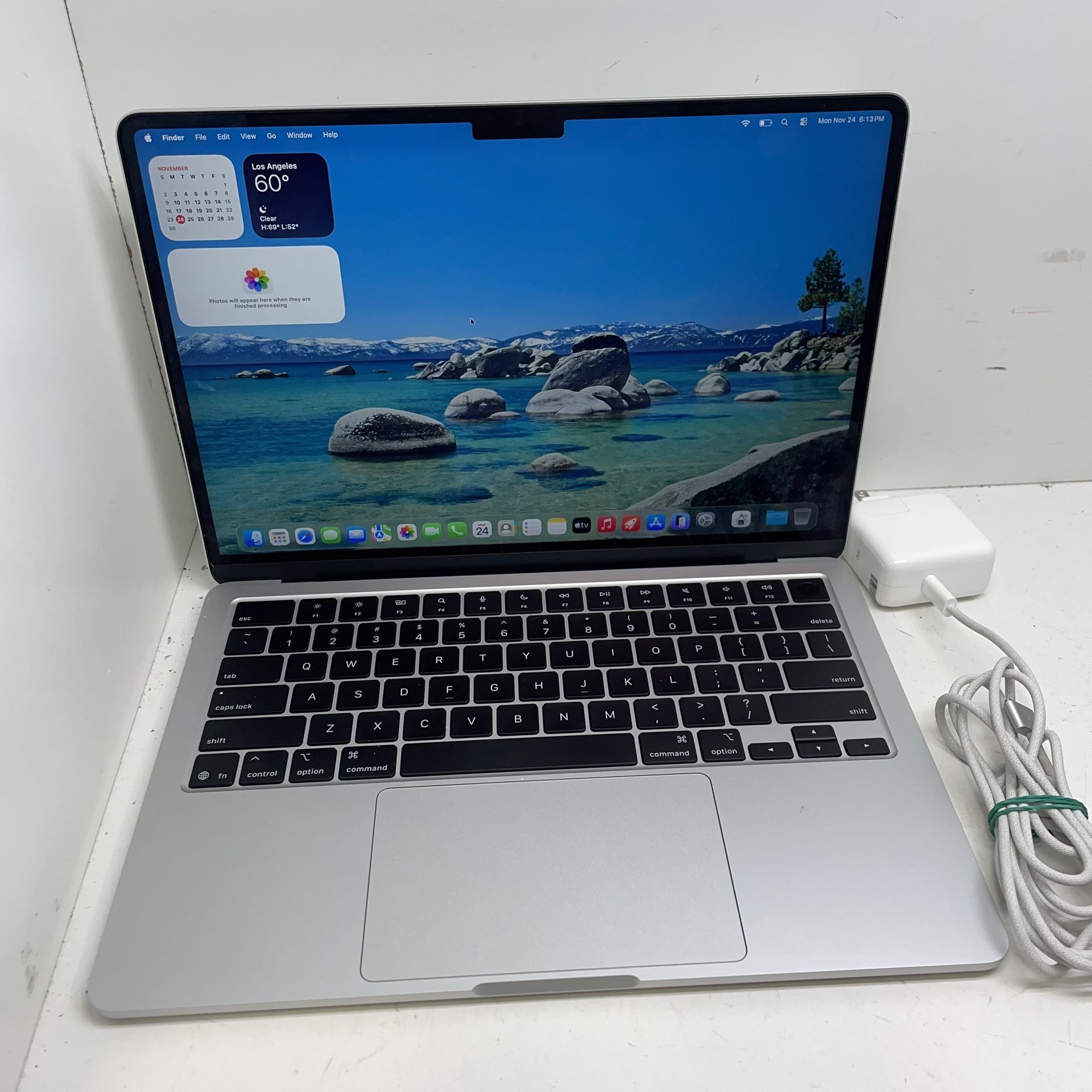 Apple MacBook Air 2025 Laptop 205499