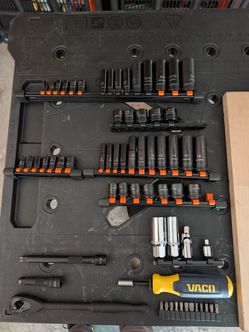 Husky 3/8 & 1/4 socket set + extras SAE and METRIC