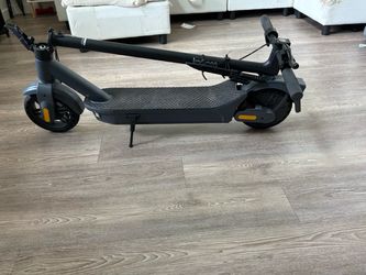 Kowoee Folding Electric Scooter
