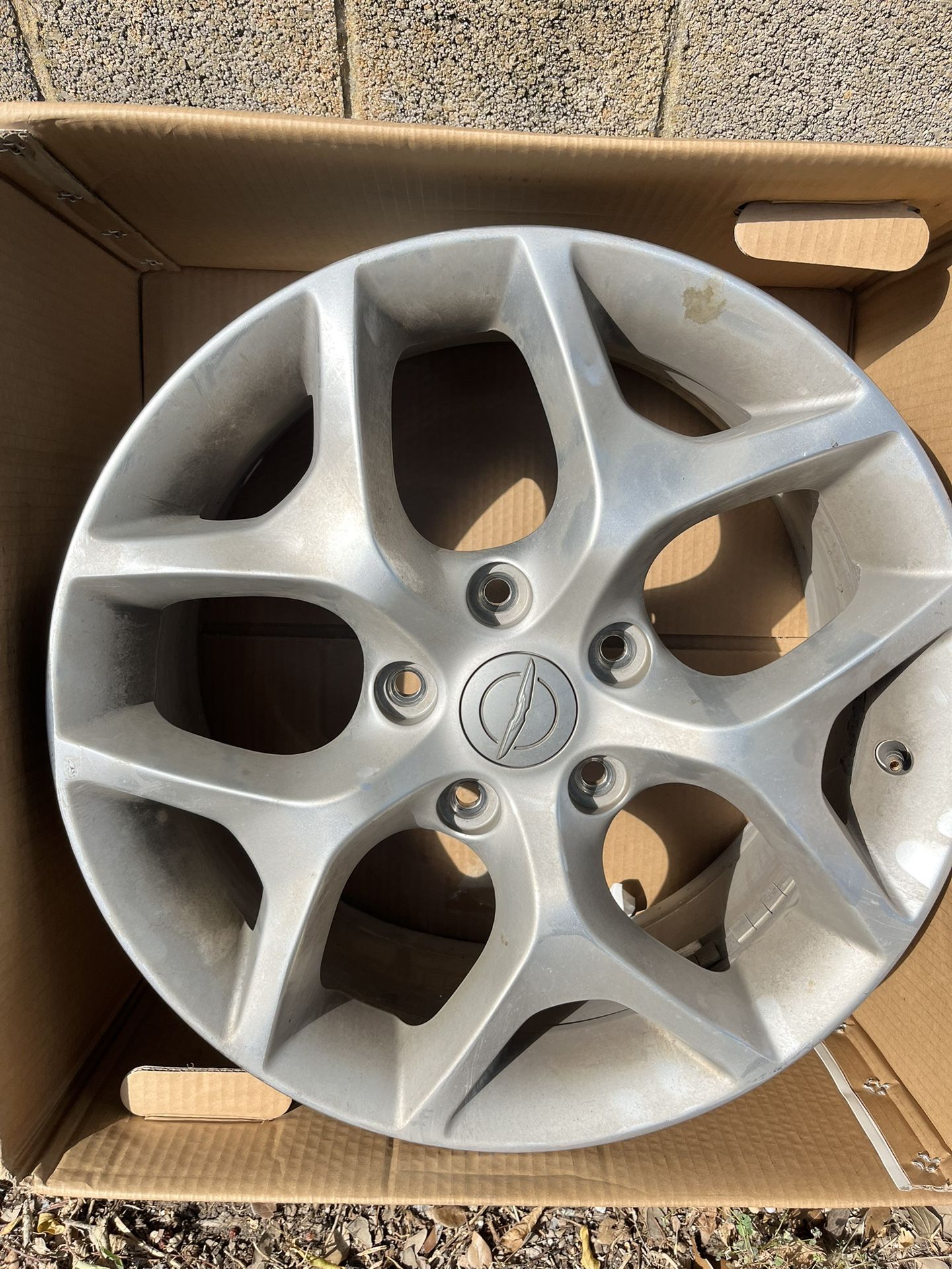 3 CHRYSLER PACIFICA 2017-2020 FACTORY OEM WHEEL