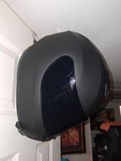Black motorcycle helmet XL ( Black and Clear Visor )