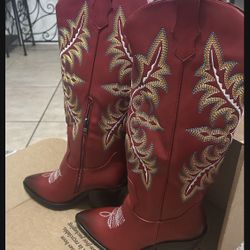 Cute Red Boots Size 8