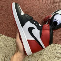 Jordan 1 Black Toe 5