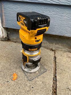 DEWALT 20V Max XR Cordless Router, Brushless DCW600)