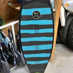 2023 Hyperlite Broadcast  Wake Skate