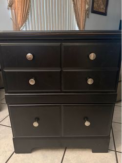 Black 2 drawer nightstand