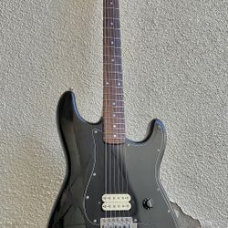 2005 Squier Affinity Stratocaster Full Size Electric Guitar