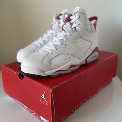 ✨New Jordan 6 Retro “ Red Oreo”