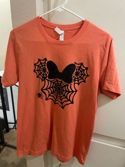 Disney Halloween shirt women’s medium