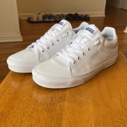 ALMOST NEW CONDITION LEATHER  VANS size 7.5 Men 