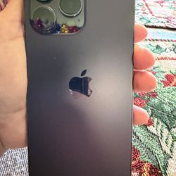 I Phone 14 Pro Max  Purple