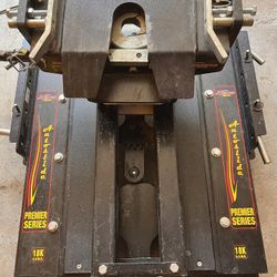 Demco Hijacker 5TH Wheel Auto slide 1800