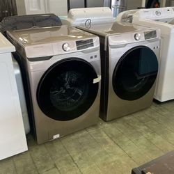 Samsung Front Load Washer And Dryer Set  V7