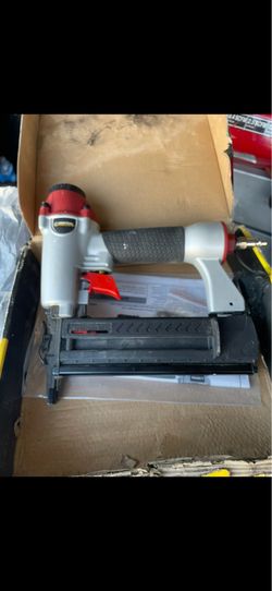 18 g brad nailer